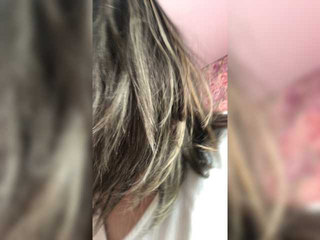 צילומי מסך משודרים M1kaella