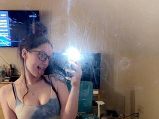 צ'אט וידאו ארוטי mac18x