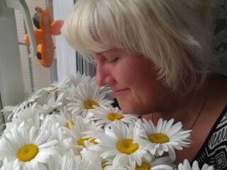 צ'אט וידאו ארוטי madamluda70