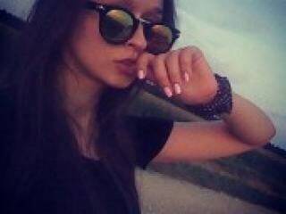 צ'אט וידאו ארוטי maddinaa