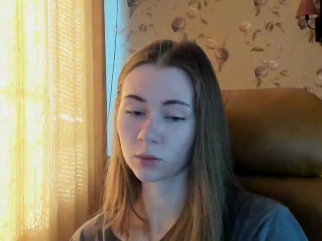 צילומי מסך משודרים MadeleineEvans