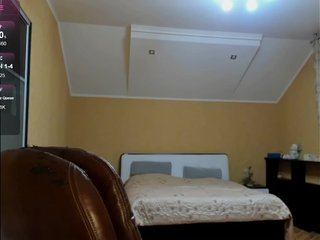 צ'אט וידאו ארוטי MadeleineEvans