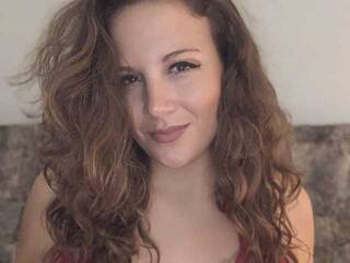 צ'אט וידאו ארוטי MadisonCarter