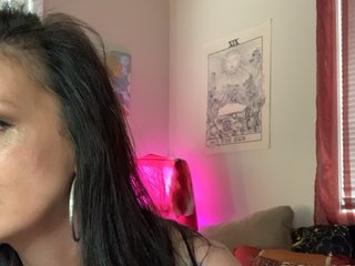 צ'אט וידאו ארוטי MadisonMonroe1111
