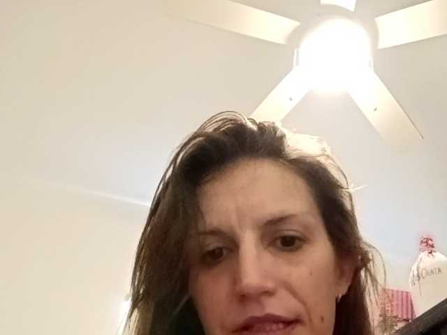 צילומי מסך משודרים MaeLovelyOne