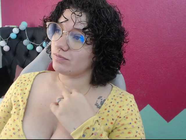 תמונות Angijackson_ I really like to see you on camera and see how you enjoy it for me, I want to see how your cum comes out for meMake me feel like a queen and you will be my kingFav vibs 44, 88 and 111 Make me squirt rigth now for 654 tkns.