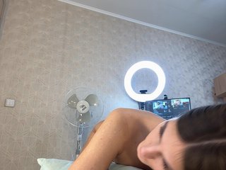 צ'אט וידאו ארוטי MaggieTurner