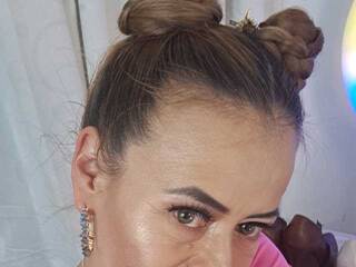 צ'אט וידאו ארוטי MAGHENTA