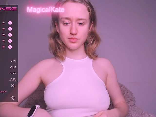 תמונות MagicalKate full naked in pvt