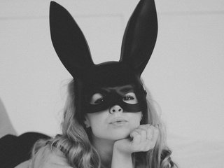 צ'אט וידאו ארוטי Magn1ficul