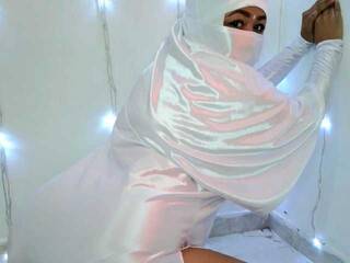 צ'אט וידאו ארוטי mahsatti-