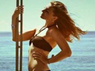 צ'אט וידאו ארוטי maidanna