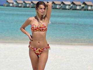 צ'אט וידאו ארוטי MajaTheBee