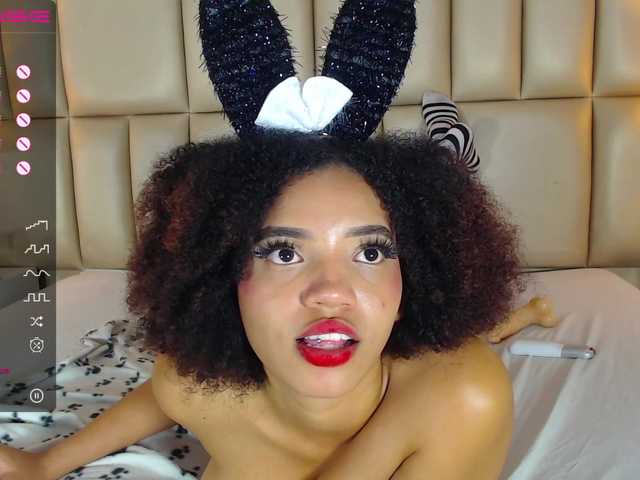 צילומי מסך משודרים MalaikaBrown