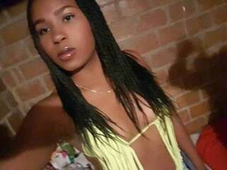 צ'אט וידאו ארוטי malenasmith