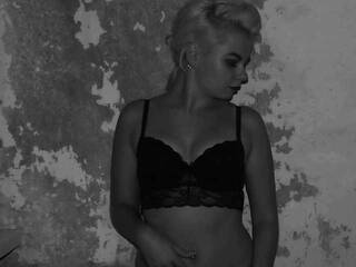 צ'אט וידאו ארוטי malinka18