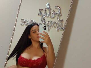 צ'אט וידאו ארוטי Melody-Nahomi