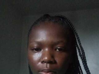 צ'אט וידאו ארוטי Mamsy-1