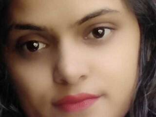 צ'אט וידאו ארוטי Manjula07