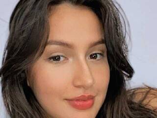 צ'אט וידאו ארוטי Marce-Queen