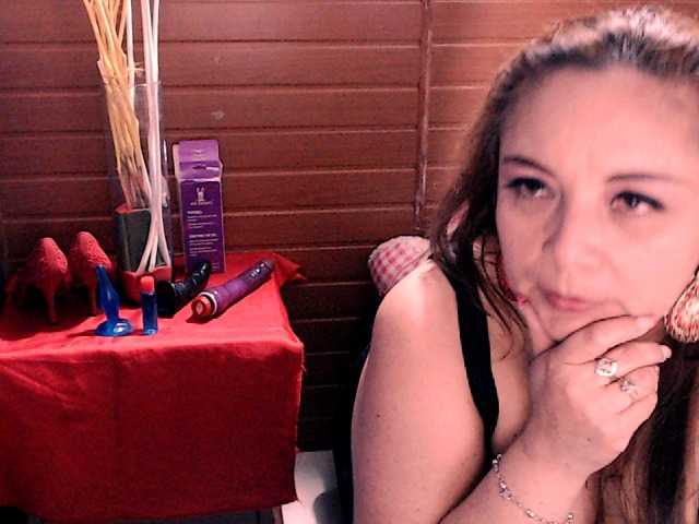 צילומי מסך משודרים MarianaCollin