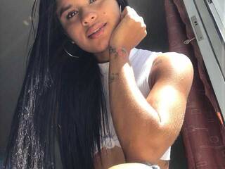 צ'אט וידאו ארוטי marianaoz