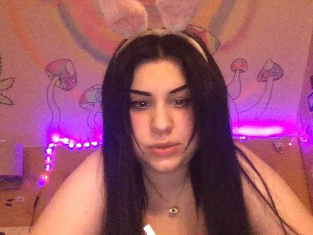 תמונות MarianaWillss Help me to get 500 tokens babes:*