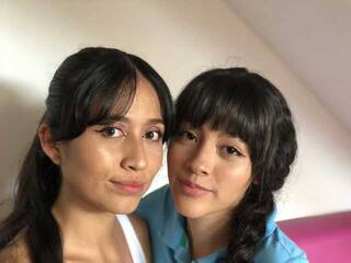 צ'אט וידאו ארוטי MarianaySofia