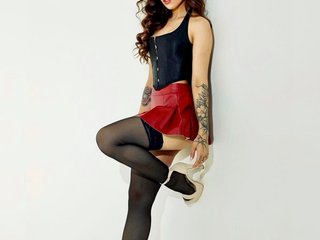 צ'אט וידאו ארוטי MarianneLane