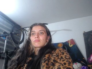 צ'אט וידאו ארוטי mariecam420