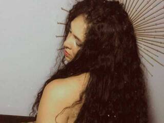 צ'אט וידאו ארוטי MarilynAbbot