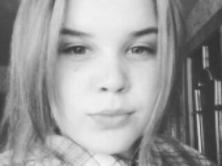 צ'אט וידאו ארוטי marine95