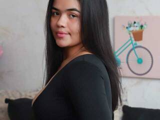 צ'אט וידאו ארוטי marinetthe