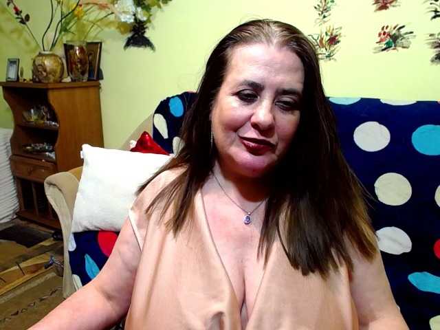 צילומי מסך משודרים MarissaSerano