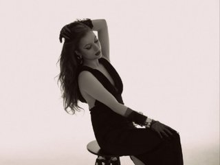 צ'אט וידאו ארוטי MarlynAnderson