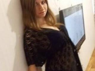 צ'אט וידאו ארוטי marrllen