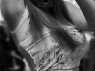 צ'אט וידאו ארוטי MaryBacket