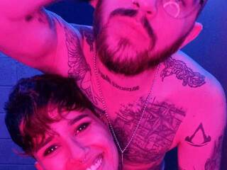 צ'אט וידאו ארוטי MattAndStacey