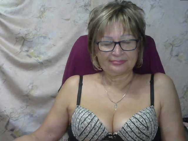 תמונות MatureLissa Who wants to see mature pussy ? pls for @total English and German