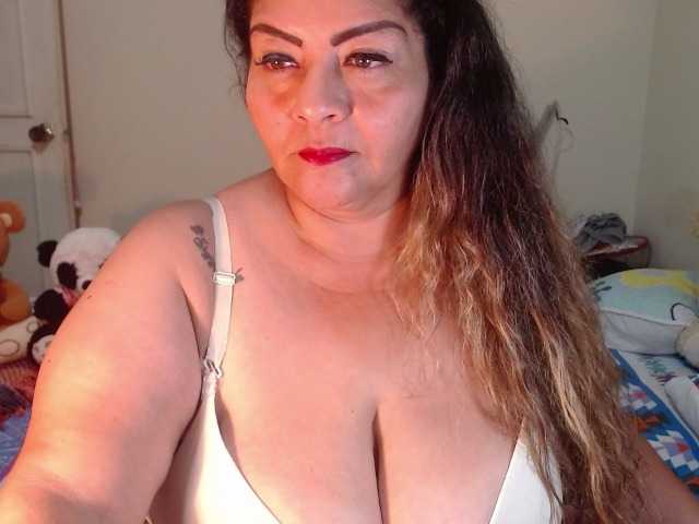 תמונות Maturextgreat #bbw #bigbelly #bigboobs #bigass #grandma #milf #gilf #latina @total 600 @sofar 600 @remain 0