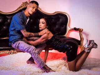 צ'אט וידאו ארוטי MaxandAnnie