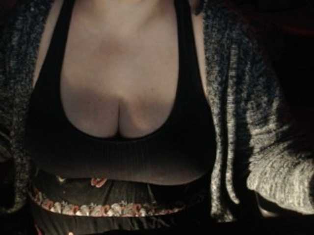 תמונות mayalove4u lush its on ,15#tits 20 #ass 25 #pussy #lush on ,