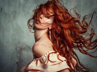 צ'אט וידאו ארוטי Mi-reina35