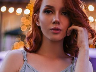 צ'אט וידאו ארוטי Megan-Monroe