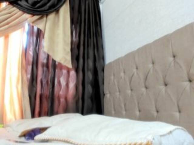 צילומי מסך משודרים megan-rose