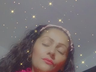 צ'אט וידאו ארוטי MeganTaylor777