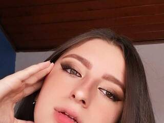 צ'אט וידאו ארוטי MelanyMD