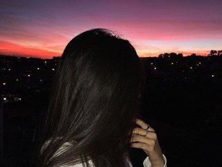 צ'אט וידאו ארוטי MelissaFunny