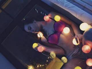 צ'אט וידאו ארוטי meowdiana