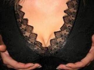 צ'אט וידאו ארוטי merelinasex